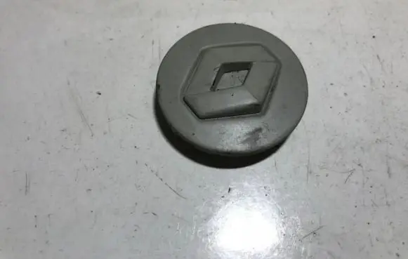 Renault Clio II Original wheel cap 7700418657b