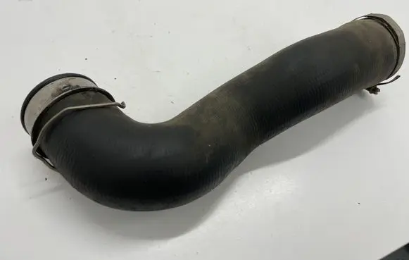 Mercedes-Benz R W251 Intercooler hose/pipe A2515280182