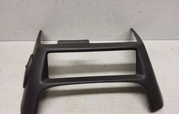 Nissan Almera N16 Dashboard center trim panel 682465M300