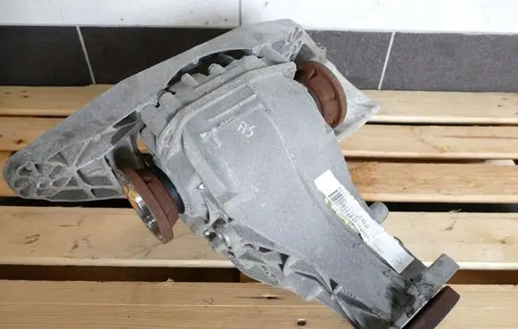 Audi A5 8T 8F Rear differential 112340254