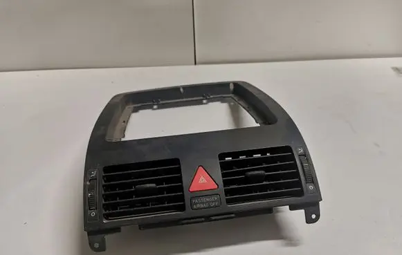 Volkswagen Touran I Dash center air vent grill 1T1819728B