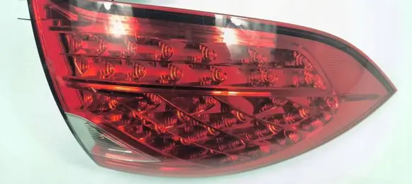 Porsche Cayenne (92A) Rear/tail lights 7P5945095F
