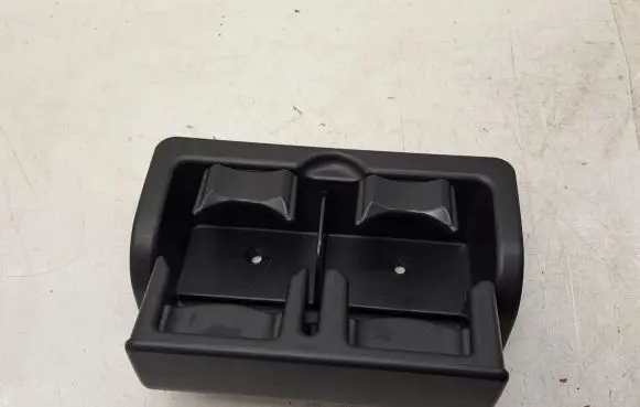 Toyota Avensis T250 Cup holder back 
