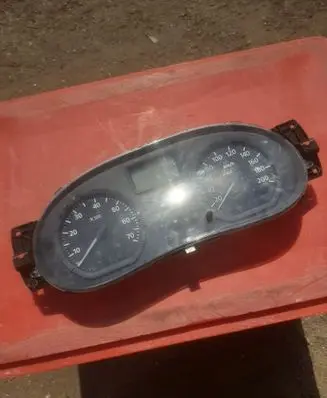 Dacia Logan I Speedometer (instrument cluster) 8200377202