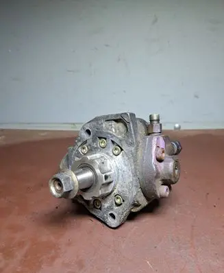 Toyota Avensis T250 Fuel injection high pressure pump 221000G010 HU2940000060