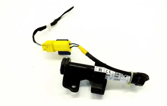 BMW 5 G30 G31 G38 Bonnet Pedestrian Airbag Actuator 18331310 D16A23