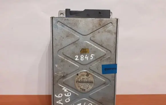 Audi A6 S6 C6 4F Sound amplifier 4F0035223 2845