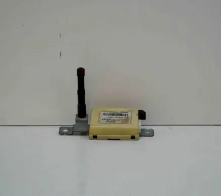 KIA Carnival Keyless system antenna 0K55F677R0 10R021820