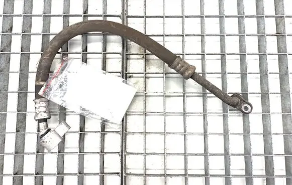 Air conditioning (A/C) pipe/hose