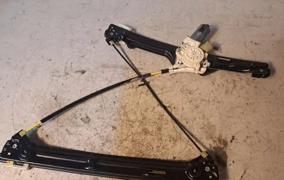 BMW X6 M Front door manual window regulator 7267663