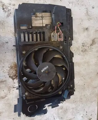 Mazda 6 Radiator cooling fan shroud RF5D