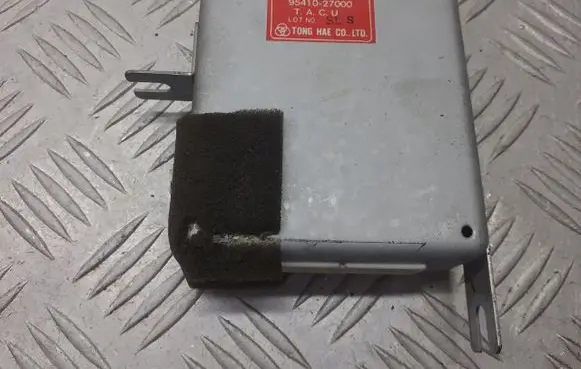 Hyundai Coupe Alarm control unit/module 95410-27000