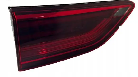 Volkswagen Golf VIII Tailgate rear/tail lights 5H0945093C 5H0945093