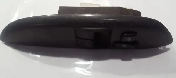 Toyota Yaris Electric window control switch 0122s02 012-2s02