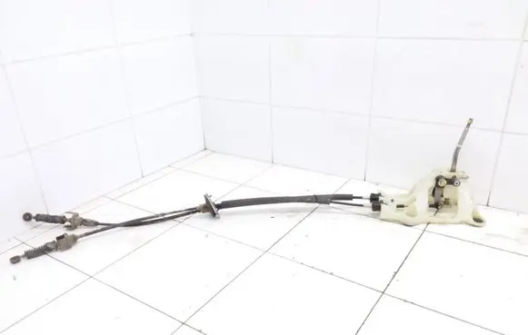 Mitsubishi Galant Gear shifter/selector 97224