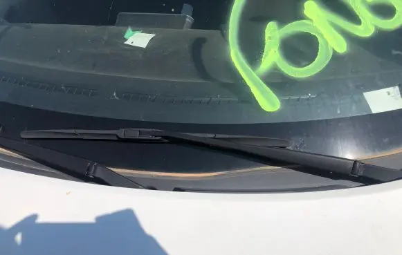 Suzuki Ignis Front wiper blade arm