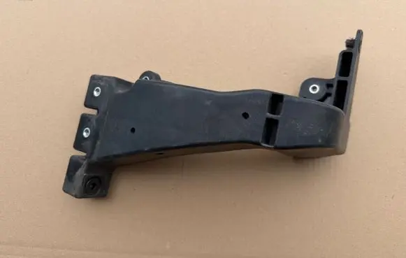 Hyundai i40 Headlight/headlamp mounting bracket 641363Z000