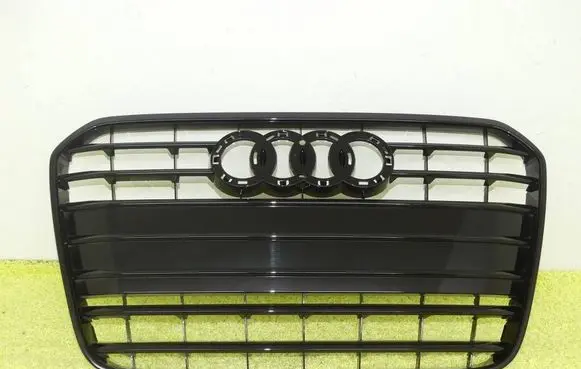 Audi A6 C7 Front bumper upper radiator grill 4G0853651A