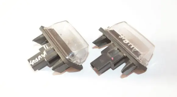 Toyota Auris E180 Number plate light L000012