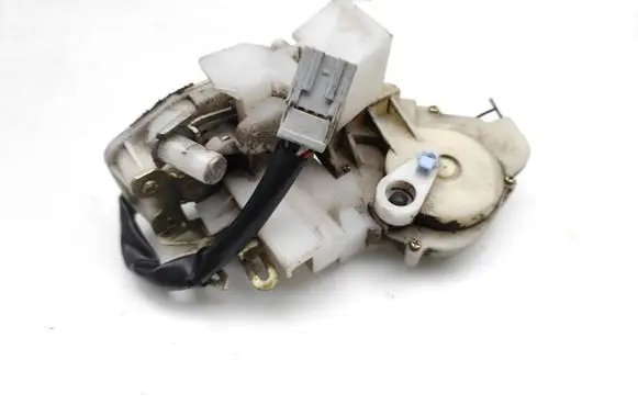 Honda Civic Rear door lock 
