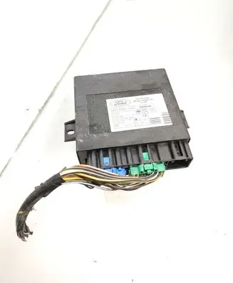 Ford Focus Comfort/convenience module 98AG15K600AA 5WK47230D