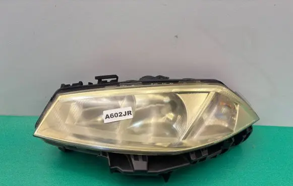 Renault Megane II Headlight/headlamp 20-A290B