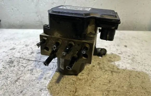 Ford Mondeo MK IV ABS Pump 9G912C405AA 54085178B 16565705
