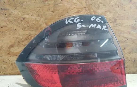 Ford S-MAX Rear/tail lights