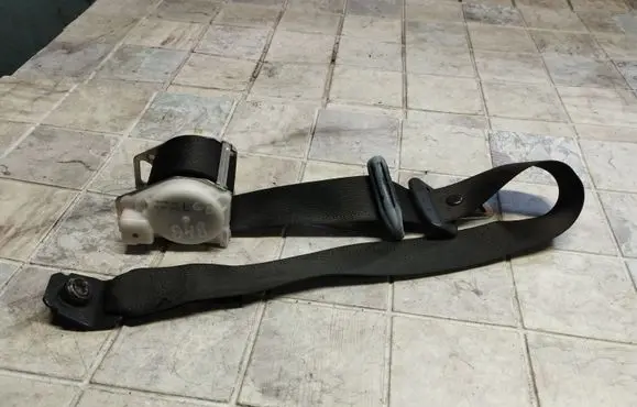 Opel Zafira A Third row seat belt 90580905