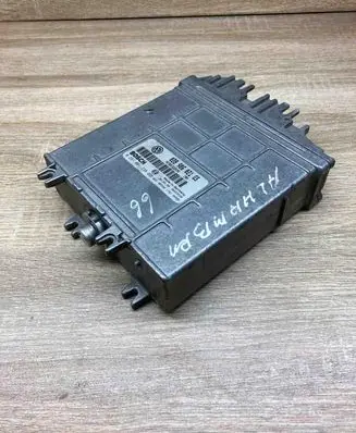 Seat Alhambra (Mk1) Engine control unit/module ECU 028906021GS 0281001738
