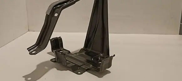 Toyota Auris E180 Battery bracket 