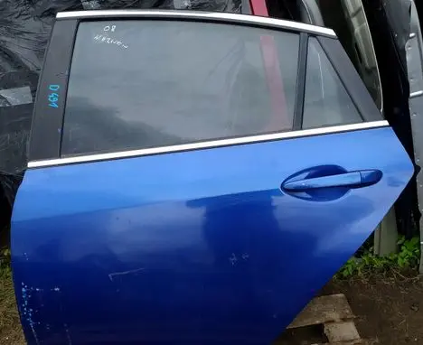 Mazda 6 Rear door