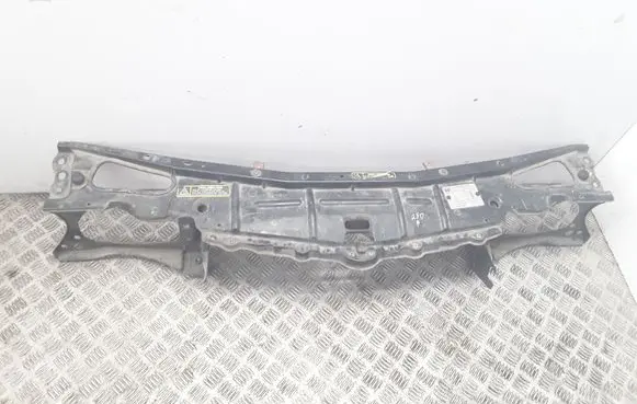 Top upper radiator support slam panel