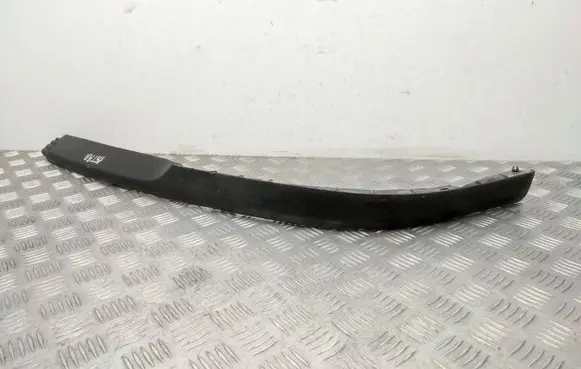 Opel Astra H Front bumper lip 13225753