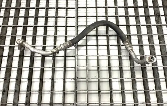 Peugeot 308 Air conditioning (A/C) pipe/hose 