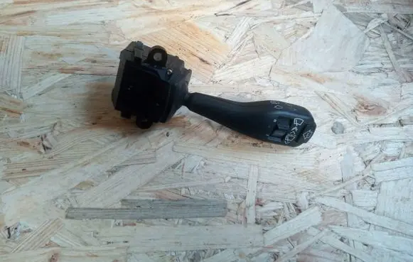 BMW 5 E39 Wiper control stalk 8375408i