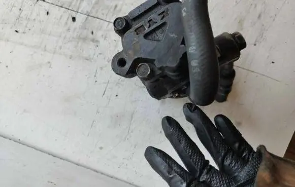 Power steering pump