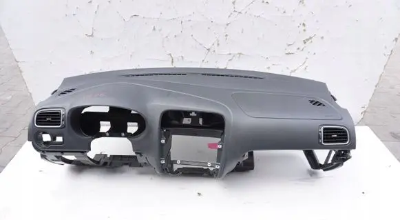 Volkswagen Polo V 6R Dashboard SKO62658