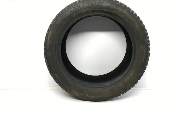 Volkswagen Touareg III R20 winter tire 