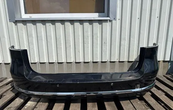 Volkswagen PASSAT B7 Rear bumper 3AF807421A