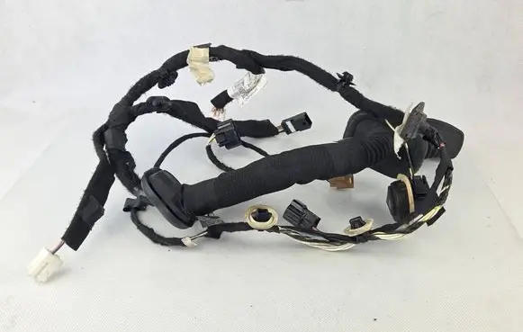 Renault Captur Front door wiring loom 241253464R 0D0200