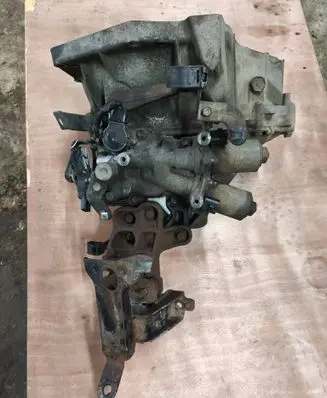 Toyota Aygo AB10 Automatic gearbox 331110H020 20TT02