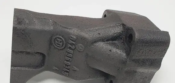 Jeep Cherokee III KJ Engine mounting bracket 6428960345