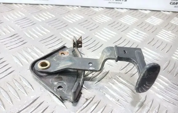 Audi A6 S6 C4 4A Engine bonnet (hood) release handle