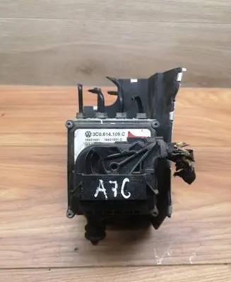 Volkswagen PASSAT B6 ABS Pump 3C0614109C 16431601 16431501C