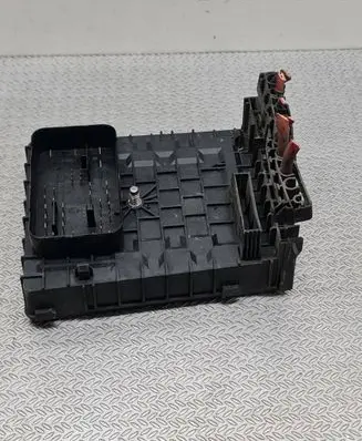 Volkswagen Touran I Fuse module 1K0937125A 017183071