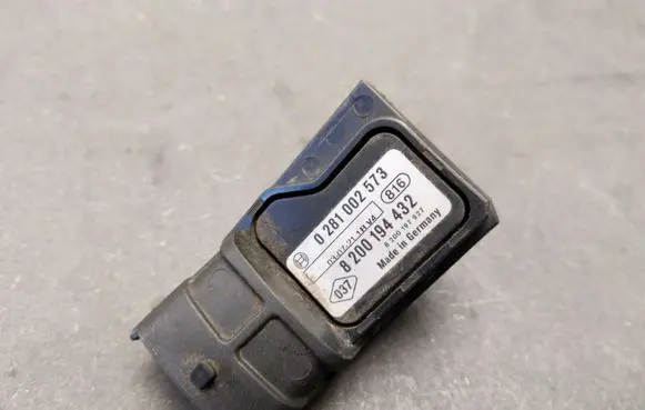 Renault Megane II Air pressure sensor 0281002573