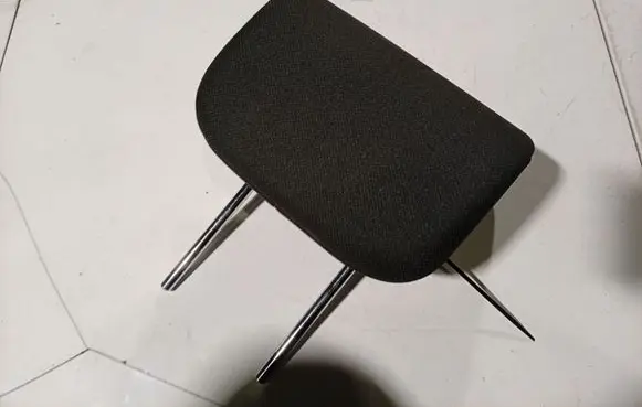 Toyota Corolla Verso AR10 Front seat headrest 