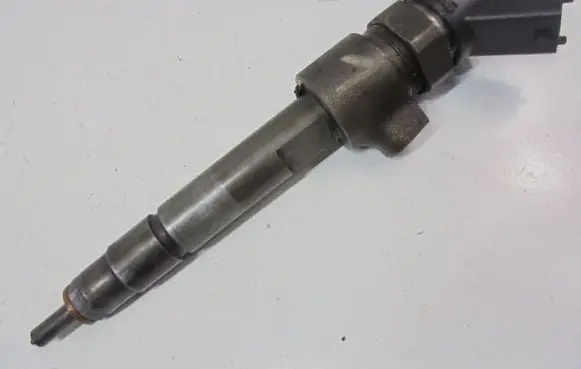 Alfa Romeo 156 Fuel injector 0445110002