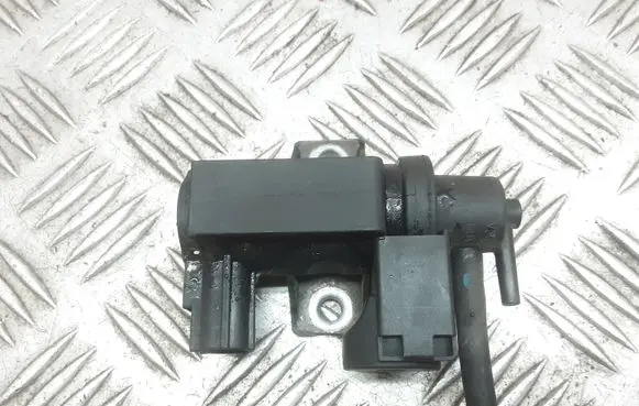 Toyota Avensis T250 Turbo solenoid valve 258190R010